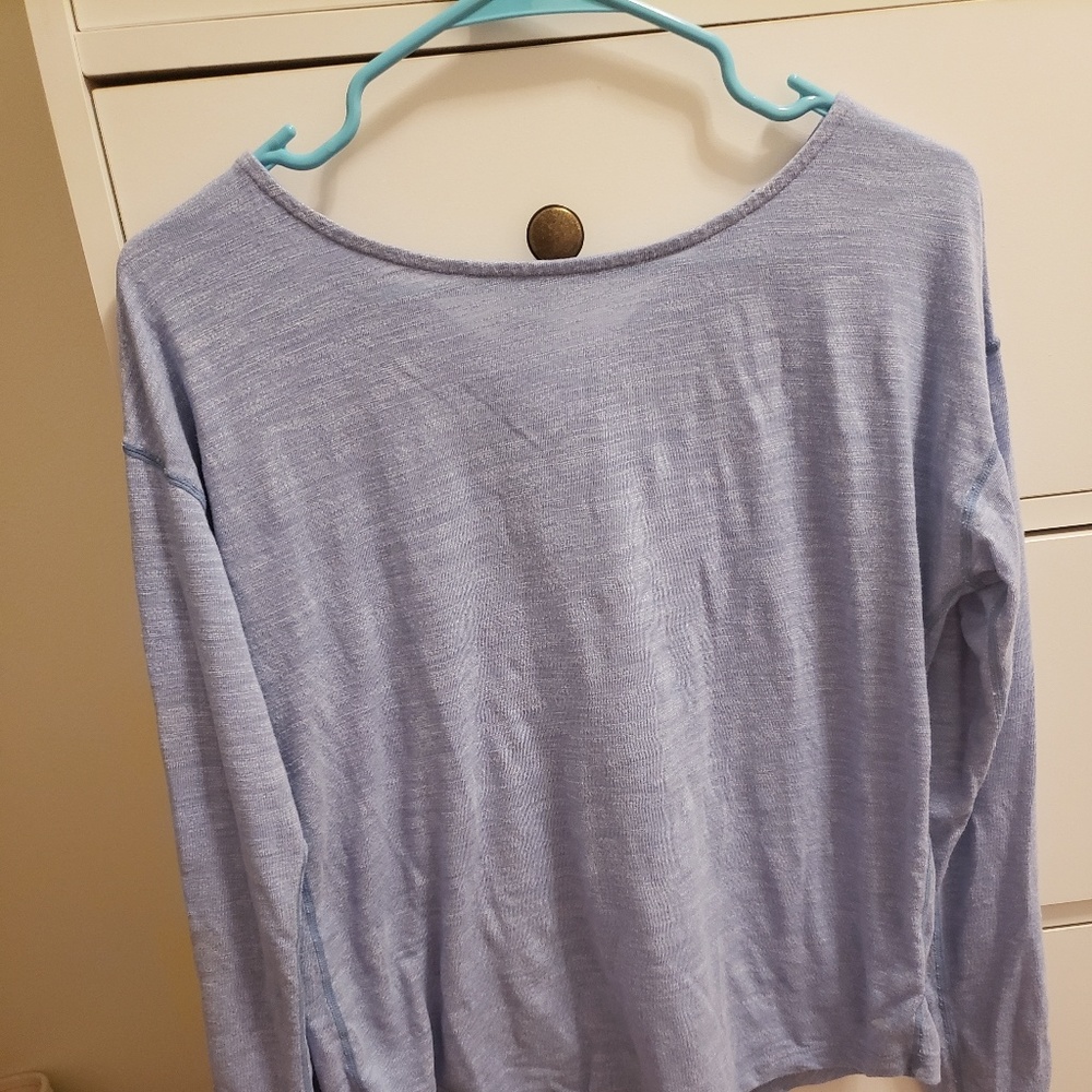 Gap Fit long sleeve shirt